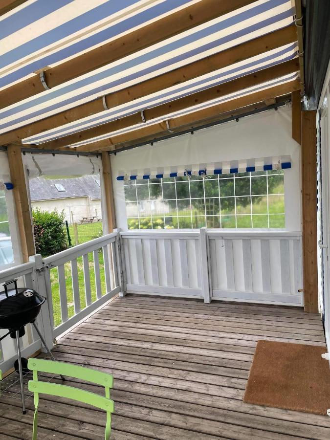 Mobil-Home 4/6 Personnes , Terrasse Couverte ,Piscine Chauffee . Biville-sur-Mer Екстериор снимка